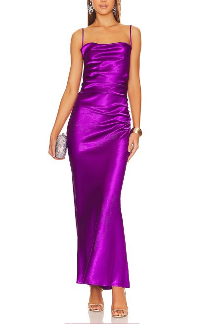 Ефектна сукня пурпурового відтінку