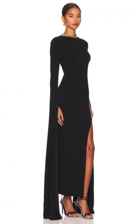 Сукня з відкритою спиною та ефектними рукавами