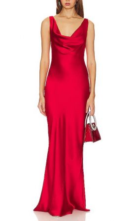 Сукня з драпірованим вирізом