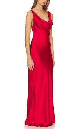 Сукня з драпірованим вирізом